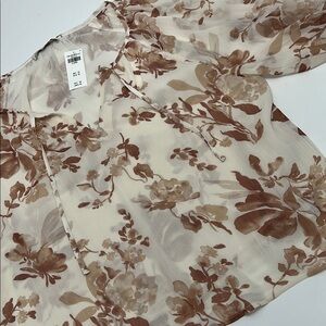 Abercrombie & Fitch Size XL Floral Sheer Blouse